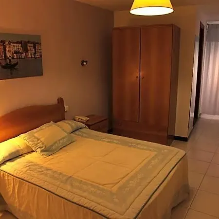 Hotell El Emigrante *