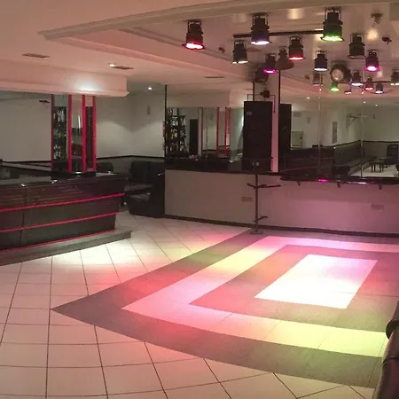 El Emigrante Hotel *