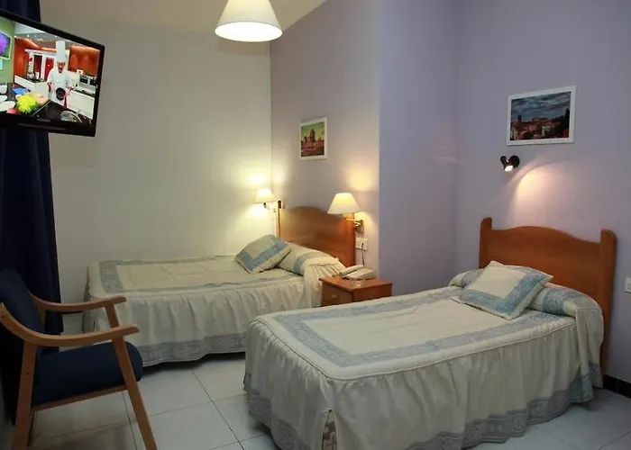 El Emigrante Hotel *